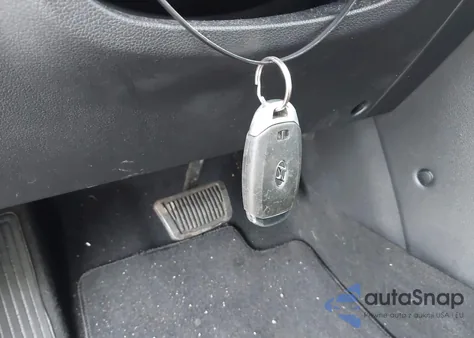 2018 Hyundai Kona Ultimate z USA, uszkodzony, nr VIN KM8K5CA52JU080963